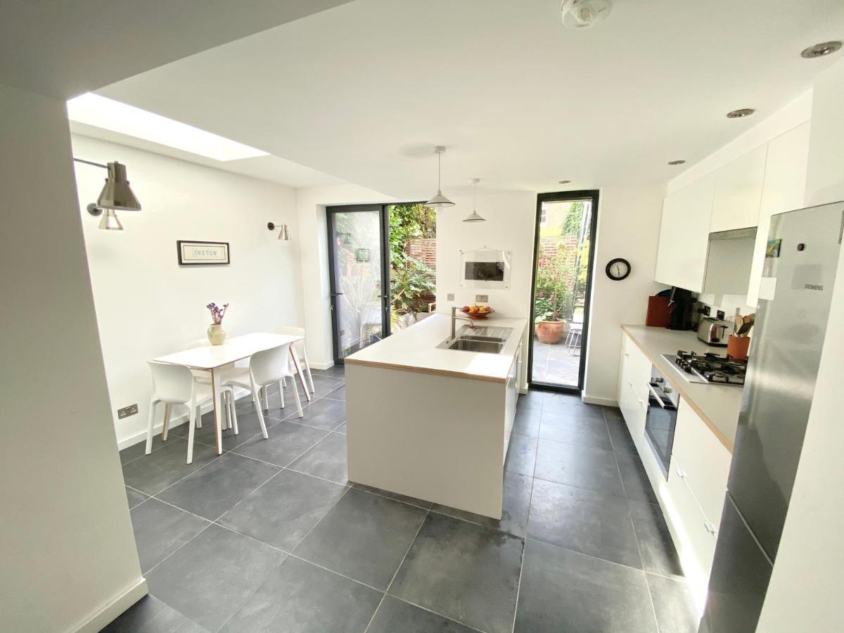 Stunning Apartment With Garden In The Heart Of Hackney, East Лондон Екстер'єр фото